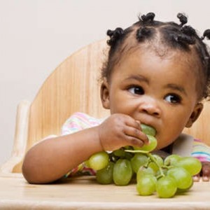 memilih makanan bayi yang sehat