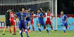 Persib VS PSM Makasar